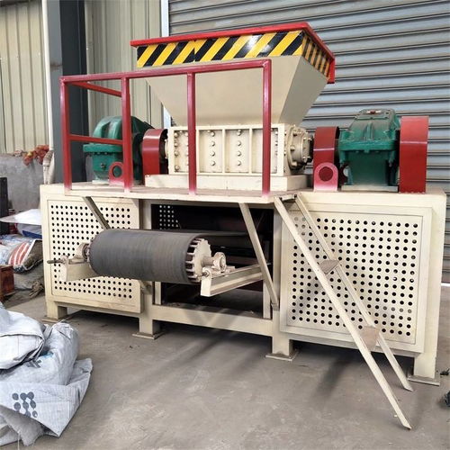江西南昌雙軸撕碎機(jī) 高效處理廢舊生活用品，專業(yè)廠家場地圍網(wǎng)配套服務(wù)